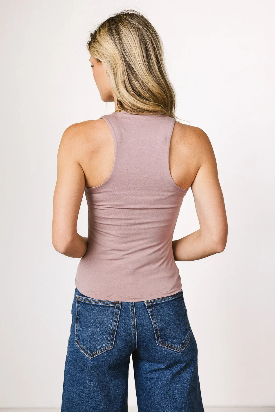 Sleek Jersey Solid Tank in Mauve